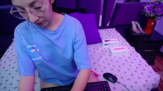 Katty Queen online show from March 22, 2025, 11:53 am