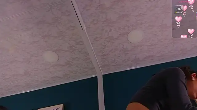 GabyPetit online show from September 19, 2025, 7:51 pm