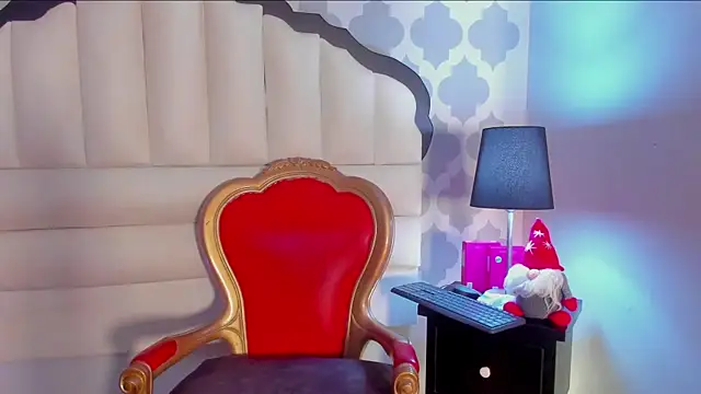 GabyPetit online show from February 13, 2026, 12:49 pm