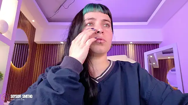 Lucy Smith2 online show from April 1, 2026, 4:03 am