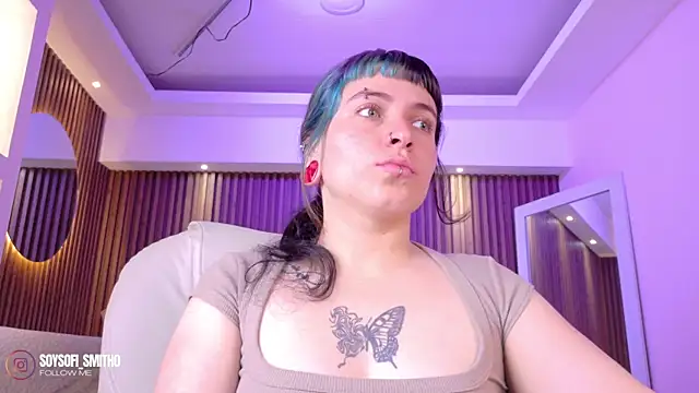 Lucy Smith2 online show from April 16, 2026, 4:13 am