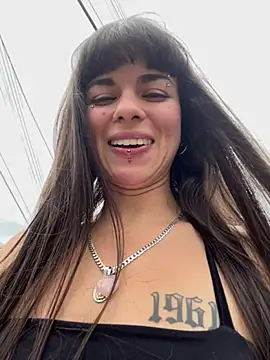 VioletaSubmissive online show from October 8, 2025, 7:47 pm