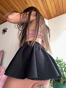 VioletaSubmissive online show from October 5, 2025, 8:21 pm