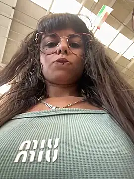 Snapshot of VioletaSubmissive chatting on July 2, 2026, 10:38 pm VioletaSubmissive online show from July 2, 2026, 10:38 pm