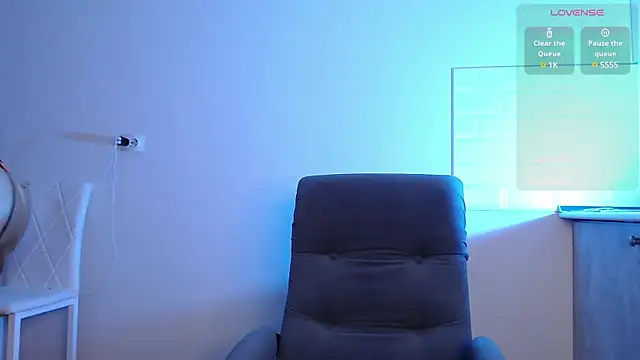 Eva Hailey  online show from February 2, 2025, 4:59 am