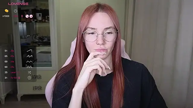 littlevildevil online show from October 4, 2025, 11:01 am