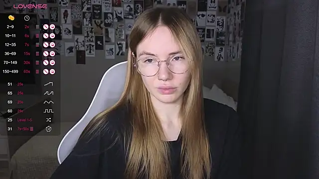 littlevildevil online show from April 5, 2026, 10:00 am