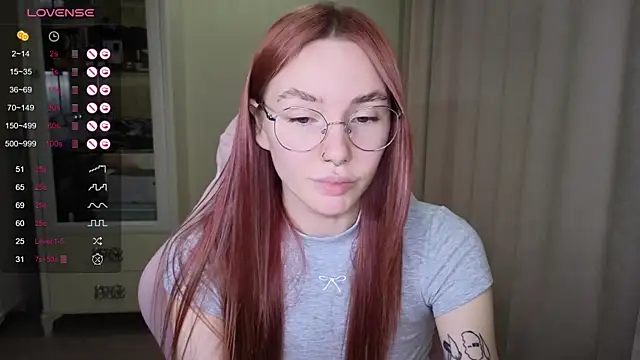 littlevildevil online show from October 5, 2025, 11:12 am