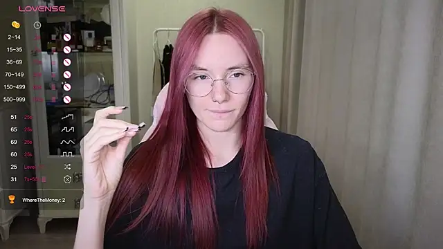 littlevildevil online show from September 27, 2025, 11:05 am