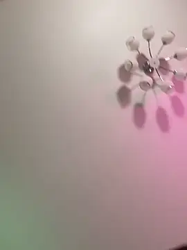 Oh My Dianee online show from March 5, 2025, 10:44 am