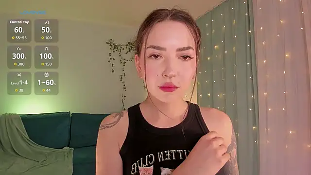 Snapshot of Oh_My_Dianee chatting on May 15, 2026, 8:01 am Oh My Dianee online show from May 15, 2026, 8:01 am