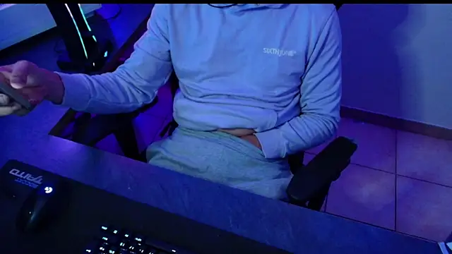 Vlad230323 online show from December 4, 2024, 4:10 pm