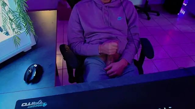 Vlad230323 online show from December 9, 2024, 3:22 pm