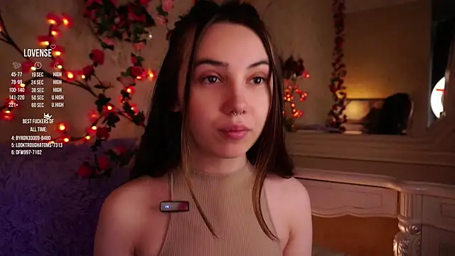 GillianDowdey online show from October 31, 2025, 2:41 am