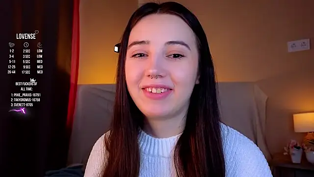 GillianDowdey online show from October 7, 2025, 3:07 am