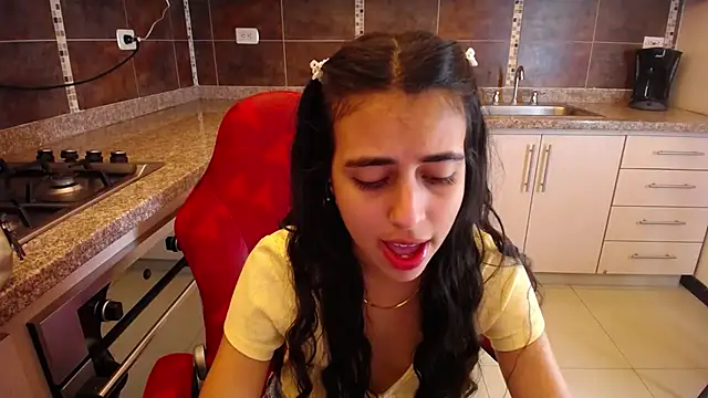 anna alvarez online show from March 19, 2025, 10:44 am