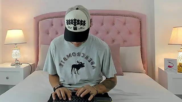 Buda and Cataleya  online show from January 24, 2025, 4:28 pm