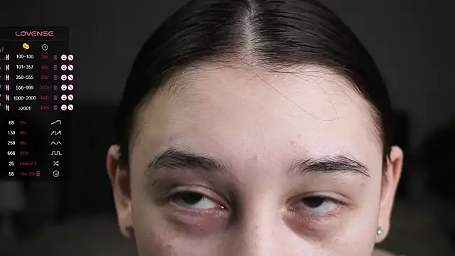 Snapshot of AislyEmbury chatting on March 16, 2025, 2:53 am AislyEmbury online show from March 16, 2025, 2:53 am