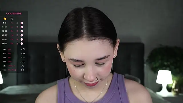 Snapshot of AislyEmbury chatting on March 8, 2025, 7:20 pm AislyEmbury online show from March 8, 2025, 7:20 pm