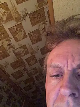 Snapshot of Tonybaloney1972 chatting on June 2, 2026, 1:22 pm Tonybaloney1972 online show from June 2, 2026, 1:22 pm