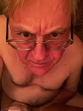 Tonybaloney1972 online show from July 6, 2026, 5:03 am