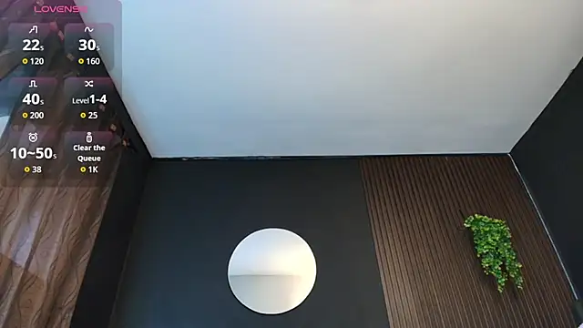 Aaron Jassell1 online show from September 27, 2025, 9:21 pm