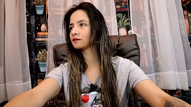 julietta   jackson online show from May 16, 2026, 8:41 pm