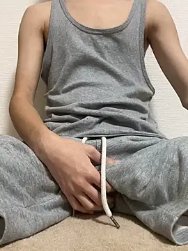 fyzz55555 online show from November 3, 2025, 4:54 pm