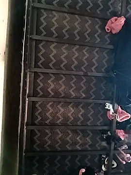 rayhot69 online show from April 15, 2026, 5:06 pm