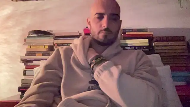 alessandromori91 online show from March 13, 2026, 8:47 pm