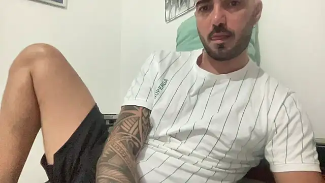 alessandromori91 online show from September 21, 2025, 7:30 pm