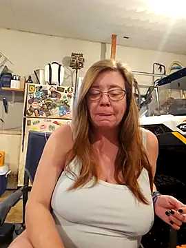 MsShelby40 online show from November 29, 2025, 8:53 pm