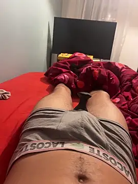 Snapshot of enzomlt chatting on December 15, 2025, 1:22 am enzomlt online show from December 15, 2025, 1:22 am