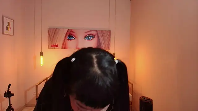 Snapshot of Violetta_Suky chatting on March 18, 2025, 2:28 pm Violetta Suky online show from March 18, 2025, 2:28 pm