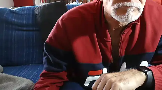 maduroguapo online show from February 25, 2025, 4:04 pm