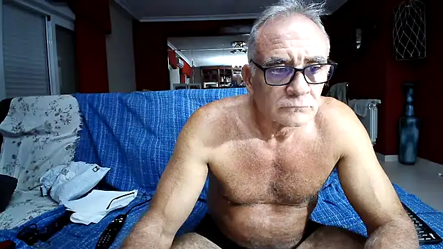 maduroguapo online show from September 22, 2025, 8:15 pm