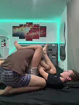 Alex and Fabian online show from April 19, 2026, 3:07 am