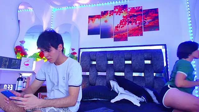 Alex and Fabian online show from September 19, 2025, 8:02 pm