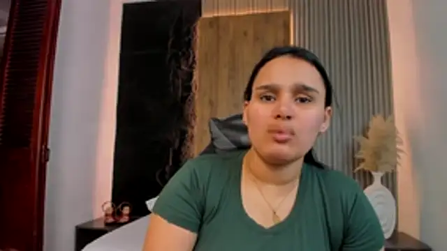 Snapshot of lia_sexx19 chatting on May 20, 2026, 2:30 am lia sexx19 online show from May 20, 2026, 2:30 am