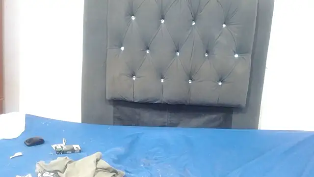 damian bottom bigcock online show from January 25, 2025, 1:21 am