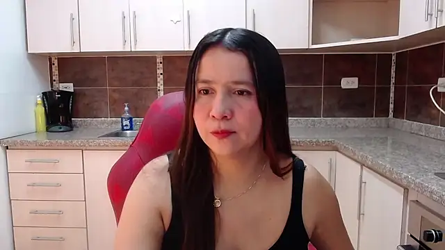 Heidy Wells online show from February 18, 2026, 12:01 pm