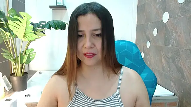 Heidy Wells online show from June 2, 2026, 1:33 pm