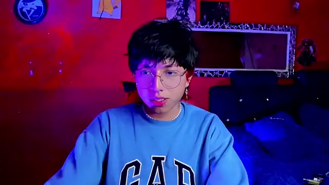 AnggelONfiree online show from February 18, 2025, 9:10 am