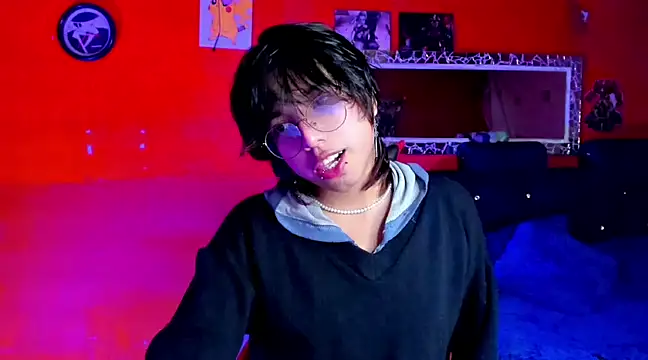 AnggelONfiree online show from February 4, 2025, 5:21 am