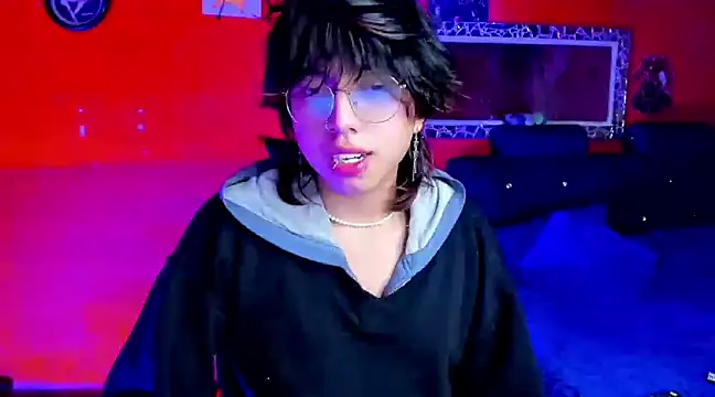 AnggelONfiree online show from February 4, 2025, 8:24 am