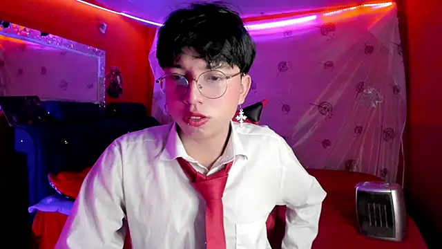 AnggelONfiree online show from September 19, 2025, 12:14 am