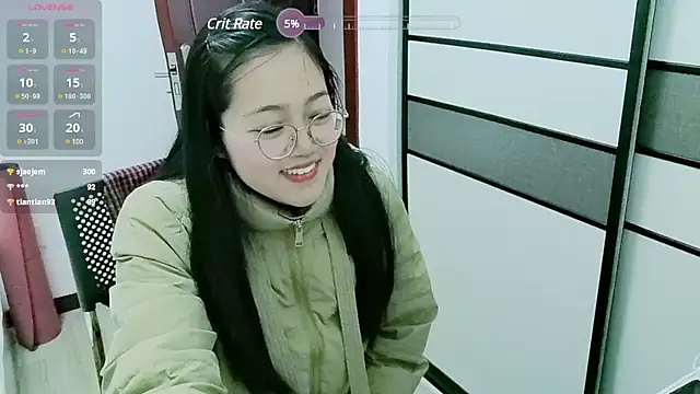 luoxuwen online show from March 16, 2025, 1:07 am