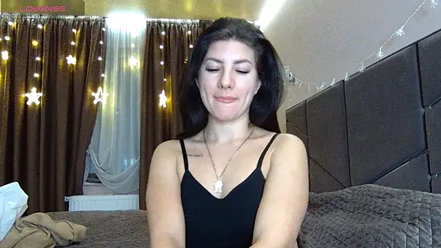 NessyStar online show from February 19, 2026, 4:48 pm