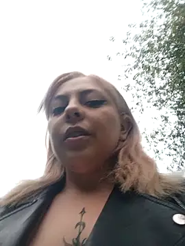 madelaine- online show from September 8, 2025, 10:31 pm