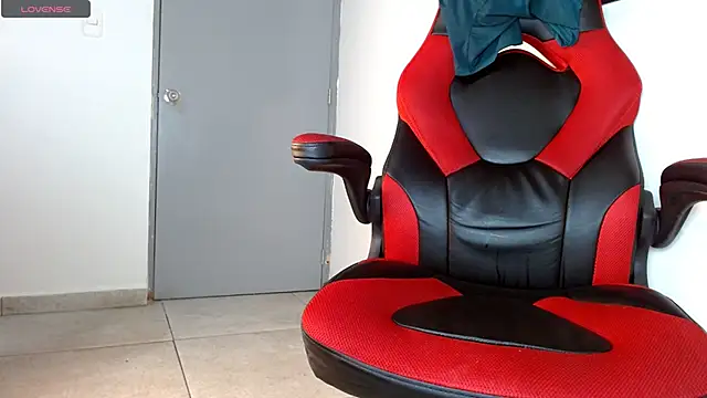 Snapshot of tonibelmont chatting on February 25, 2025, 9:48 pm tonibelmont online show from February 25, 2025, 9:48 pm